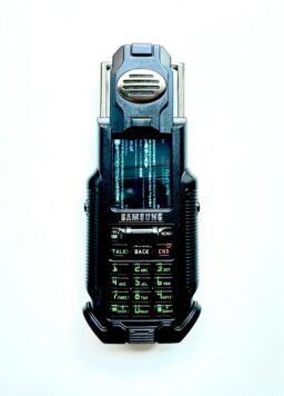 Samsung SPH-N270: The Matrix Phone Legendary Edition. 00303 and 00304 consecutive numbers and BNIB and sealed